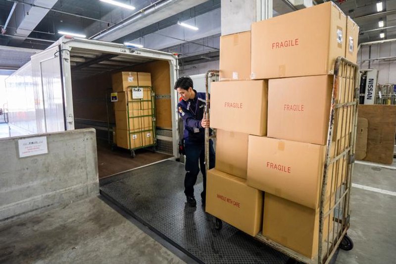 江苏商贸圈，寻找高品质办公家具的指南